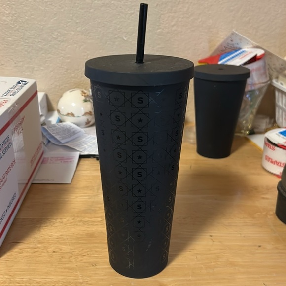 STARBUCKS MATTE BLACK LETTER S AND STAR PATTERN LOGO COLD CUP TUMBLER 2017 - Picture 2 of 4